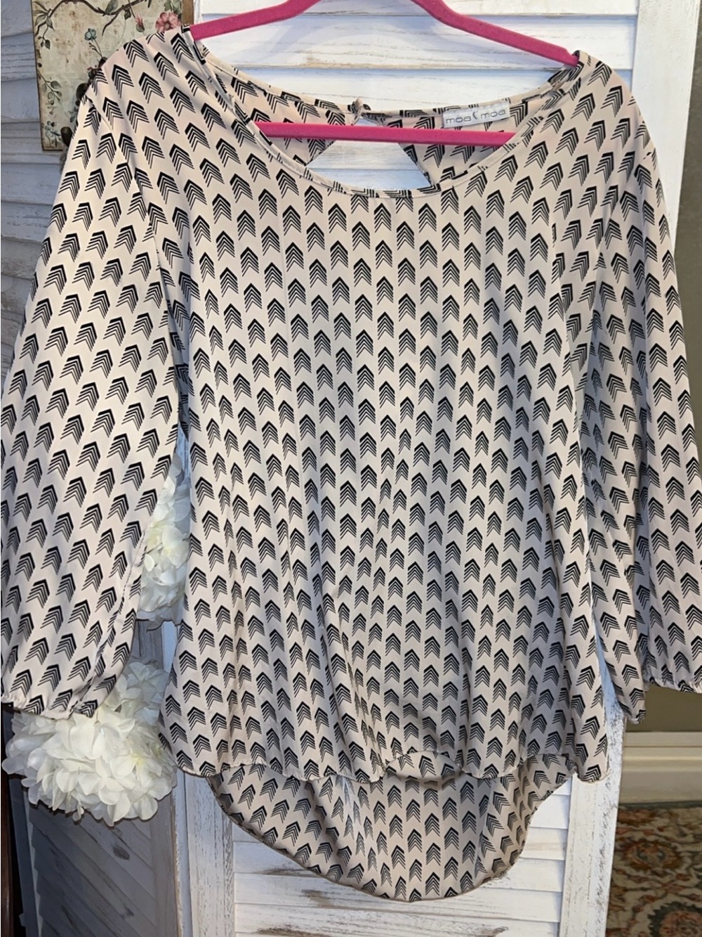 BKE Cream and Black Chevron Pattern Blouse